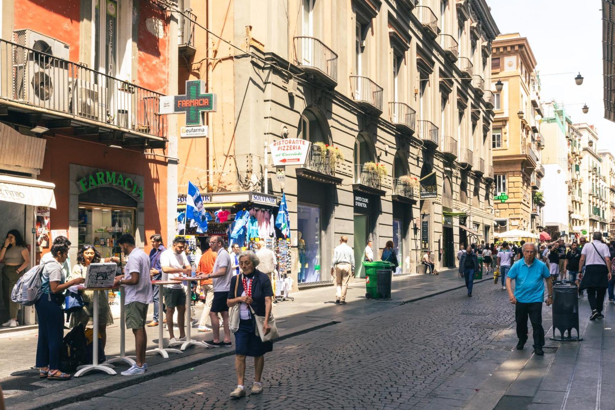 Song House Apartment Centro Storico 7 Pax نابولي المظهر الخارجي الصورة