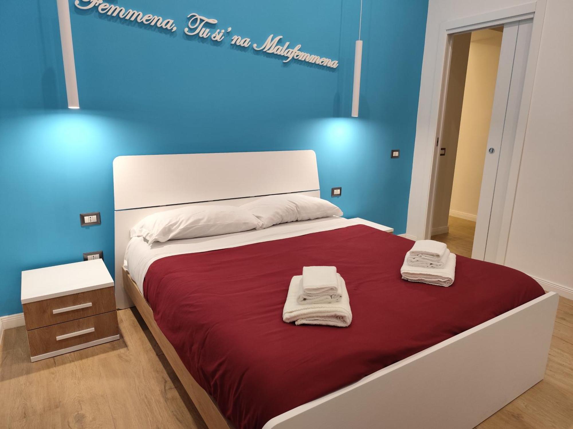 Song House Apartment Centro Storico 7 Pax نابولي المظهر الخارجي الصورة